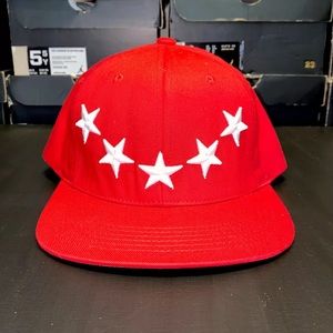 40 Oz NYC 5 Stars Red Snapback Hat With Green Brim